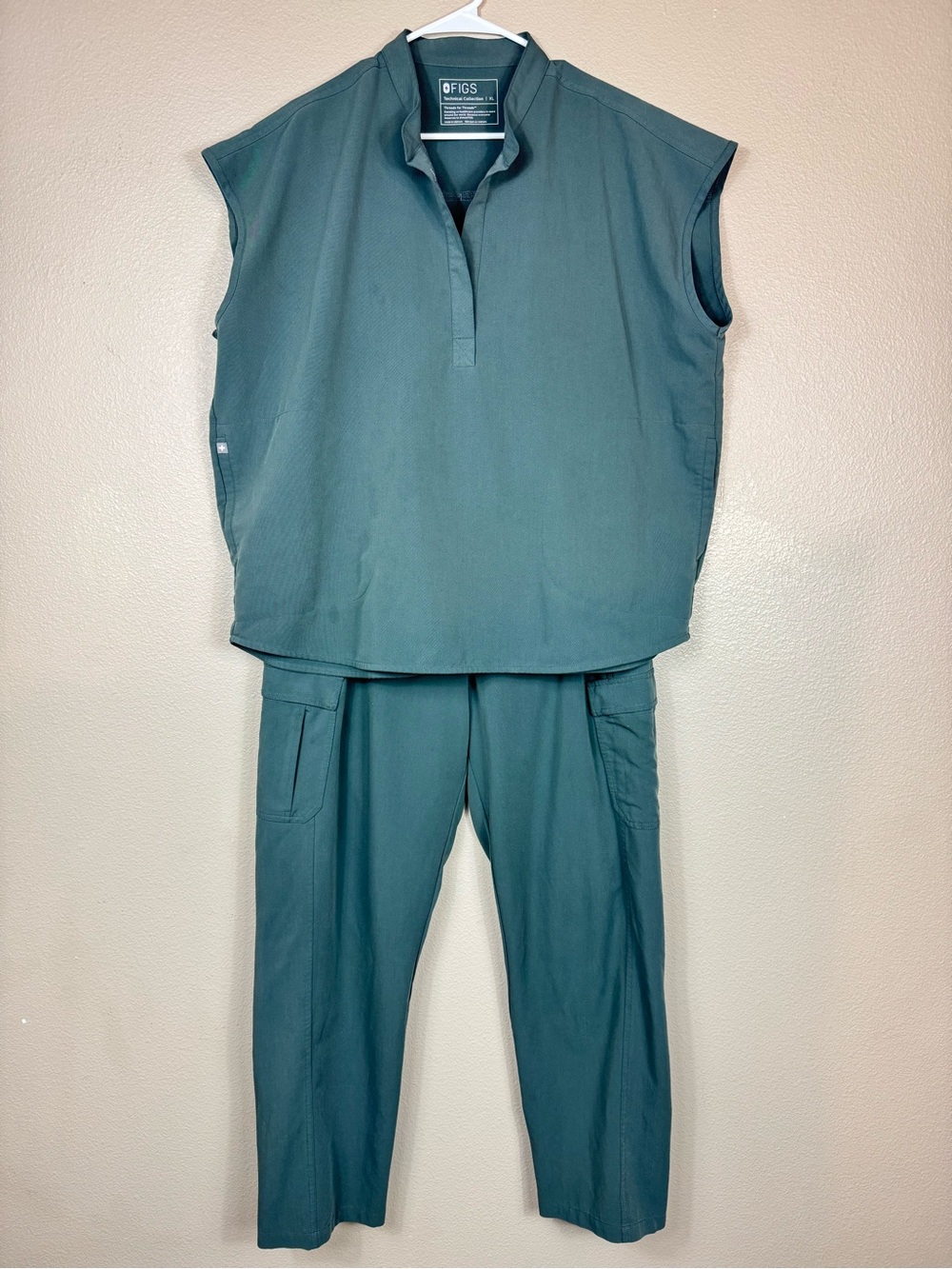 FIGS Scrubs Set Women Technical XL Rafaela top Jogger Green XL J